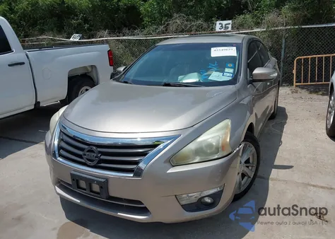2013 Nissan Altima 2.5 Sv z USA, uszkodzony, nr VIN 1N4AL3AP3DN462656